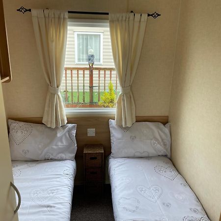The Luxury Wolds Retreat 6 Berth 3 Bedrooms Beds Made For Arrival Wifi Ingoldmells Εξωτερικό φωτογραφία